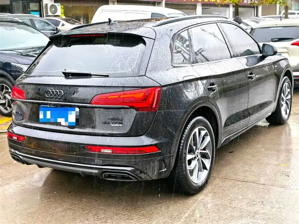 Audi Q5L — фото 4