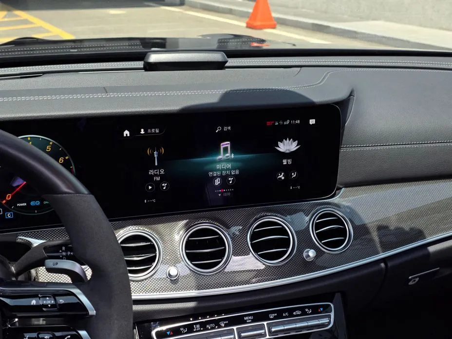 Mercedes-Benz E-Class 2022 из KR, фото 9