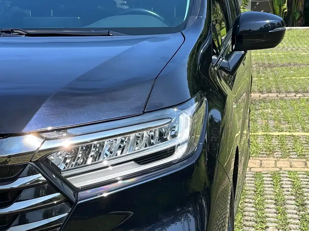 Honda Odyssey — фото 2
