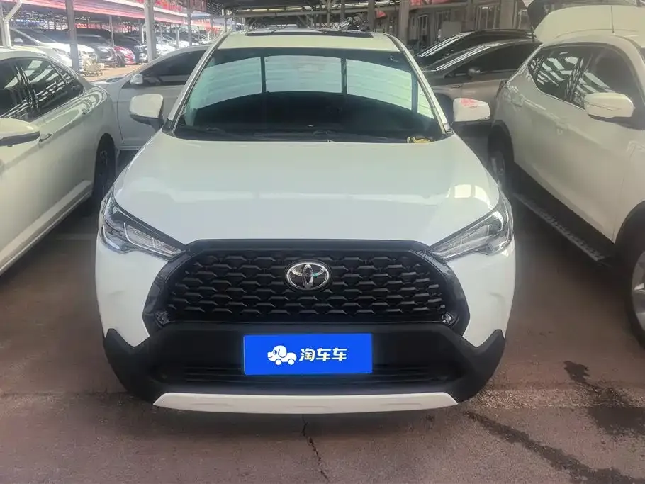 Toyota Corolla Cross — фото 8