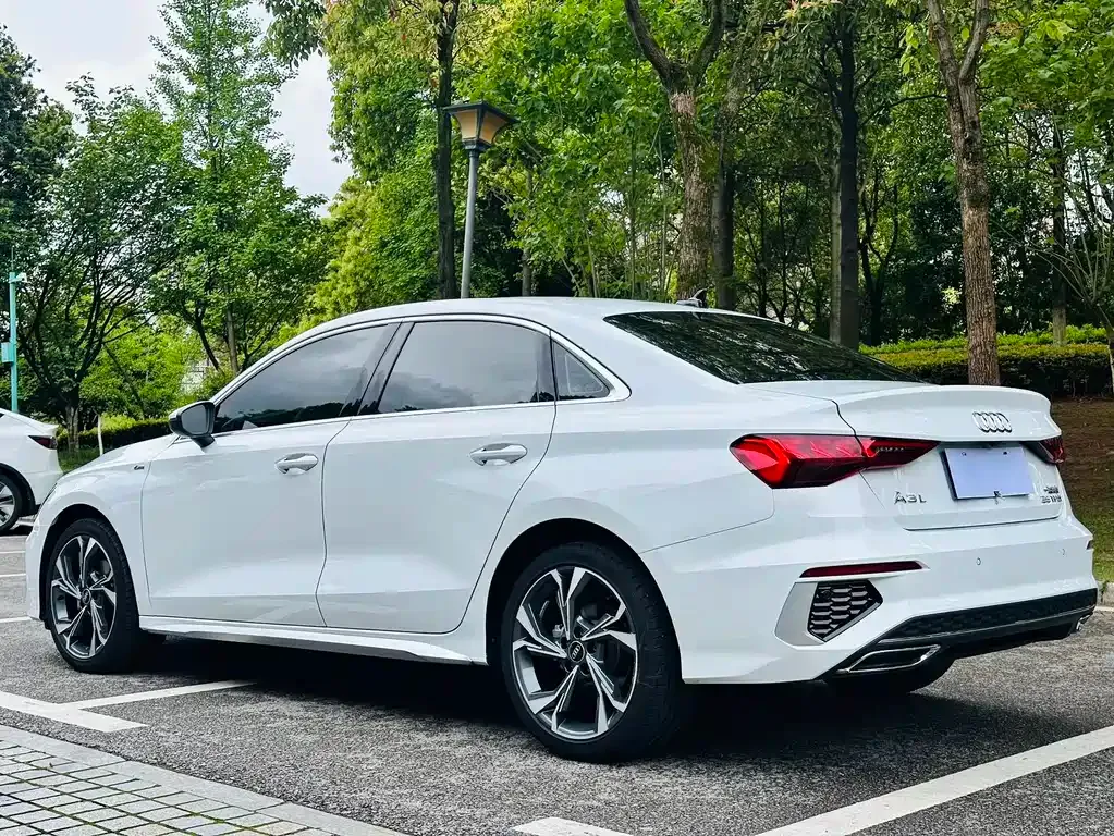 Audi A3 — фото 9