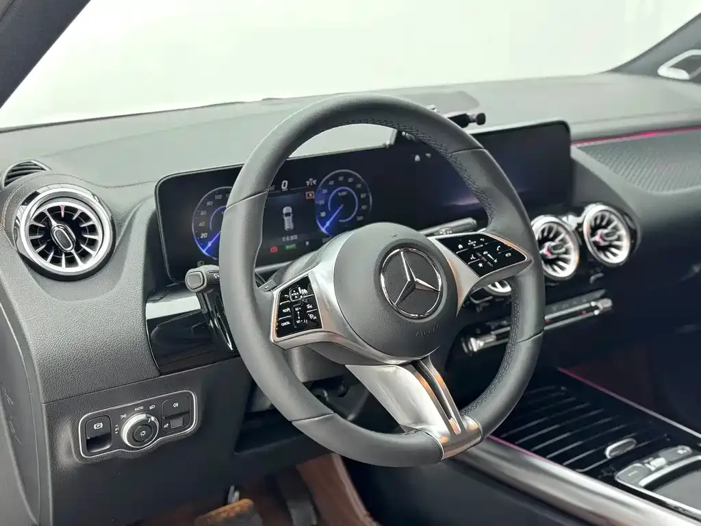 Mercedes-Benz EQA 2024 из CN, фото 10