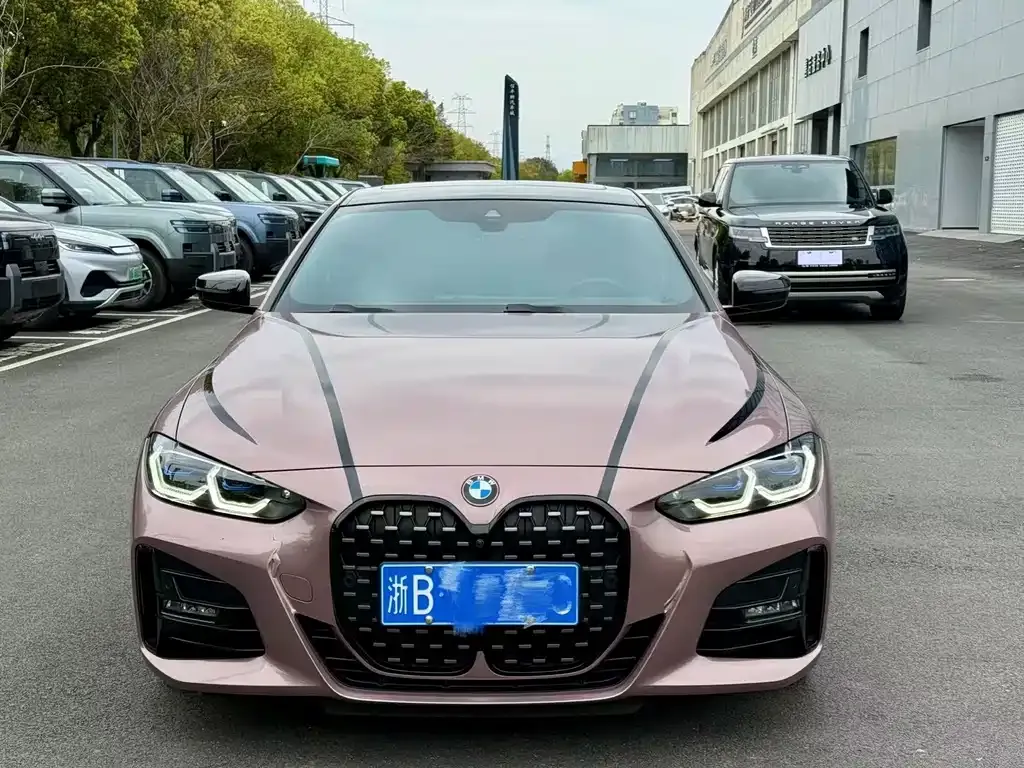 BMW 4 Series 2023 из CN, фото 8
