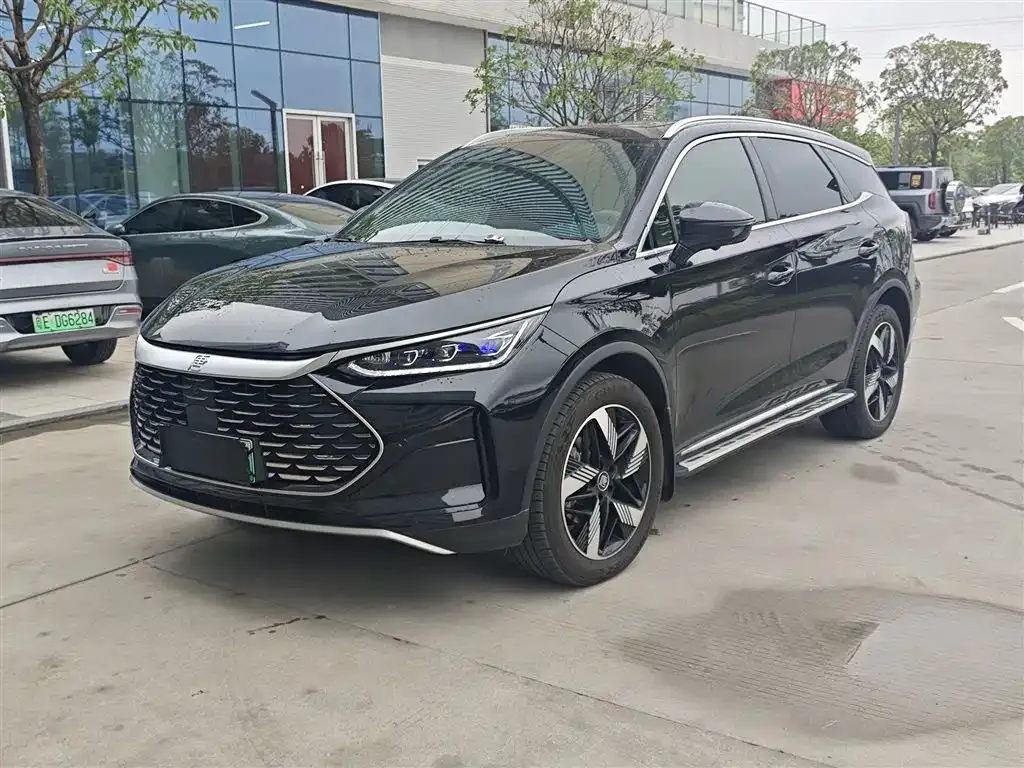 BYD Tang New Energy — фото 1
