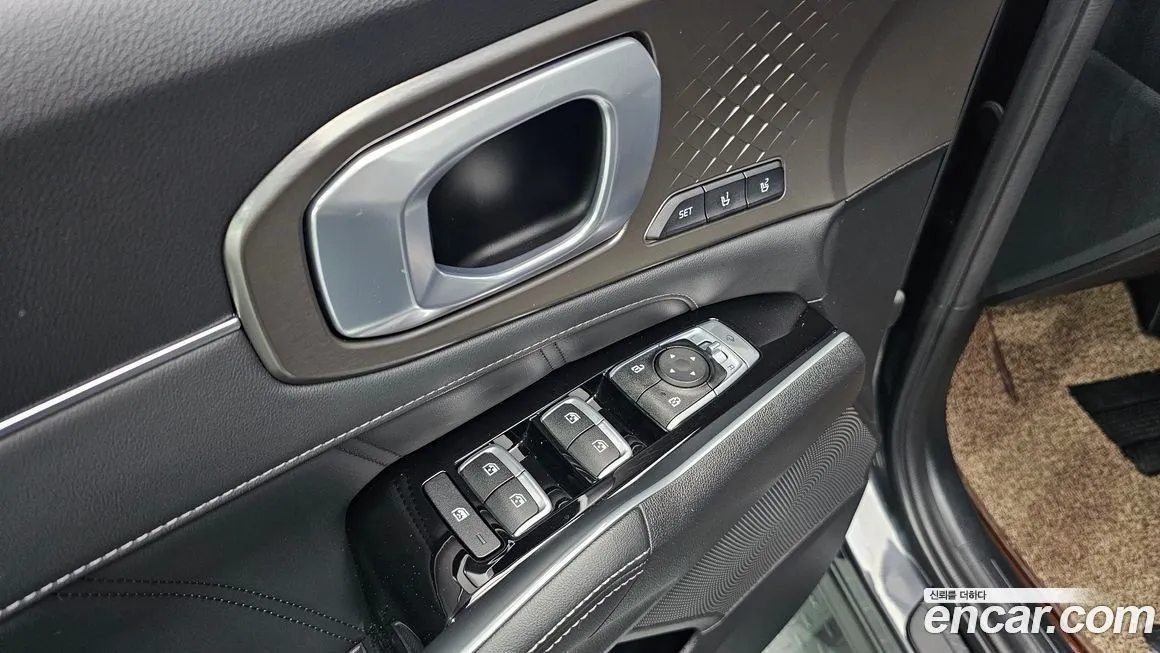 Kia Sorento — фото 9