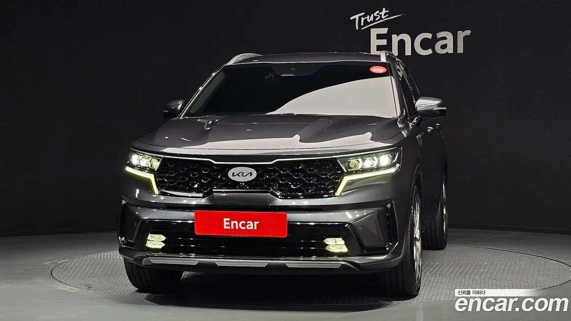 Kia Sorento — фото 5