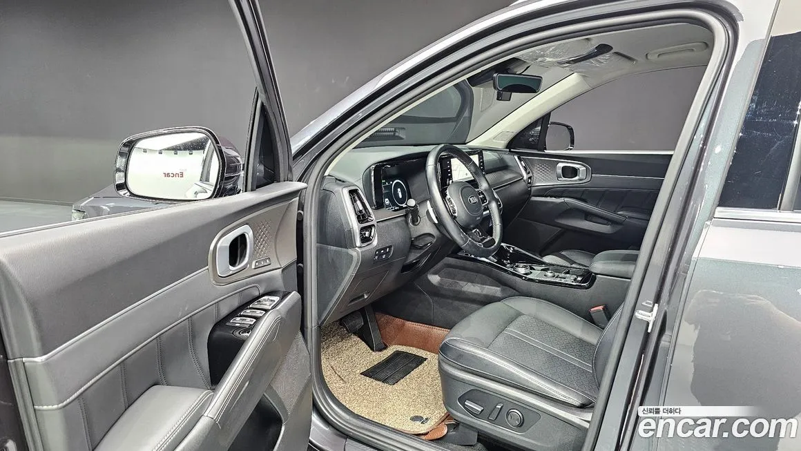 Kia Sorento — фото 7