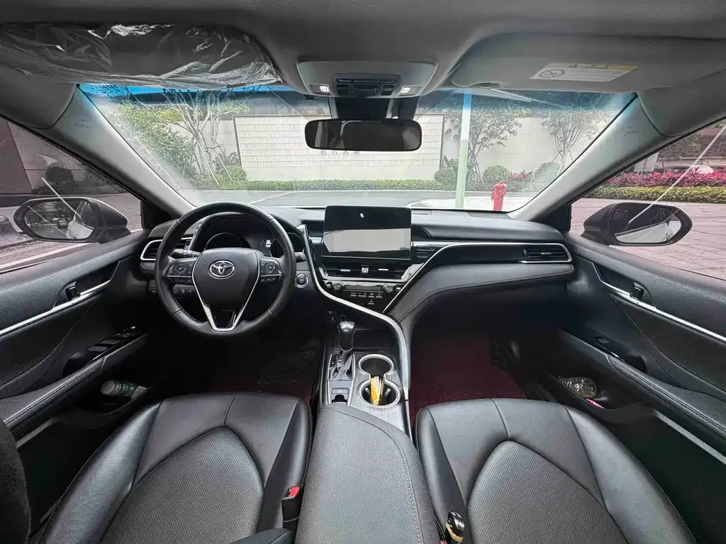 Toyota Camry 2023 из CN, фото 4