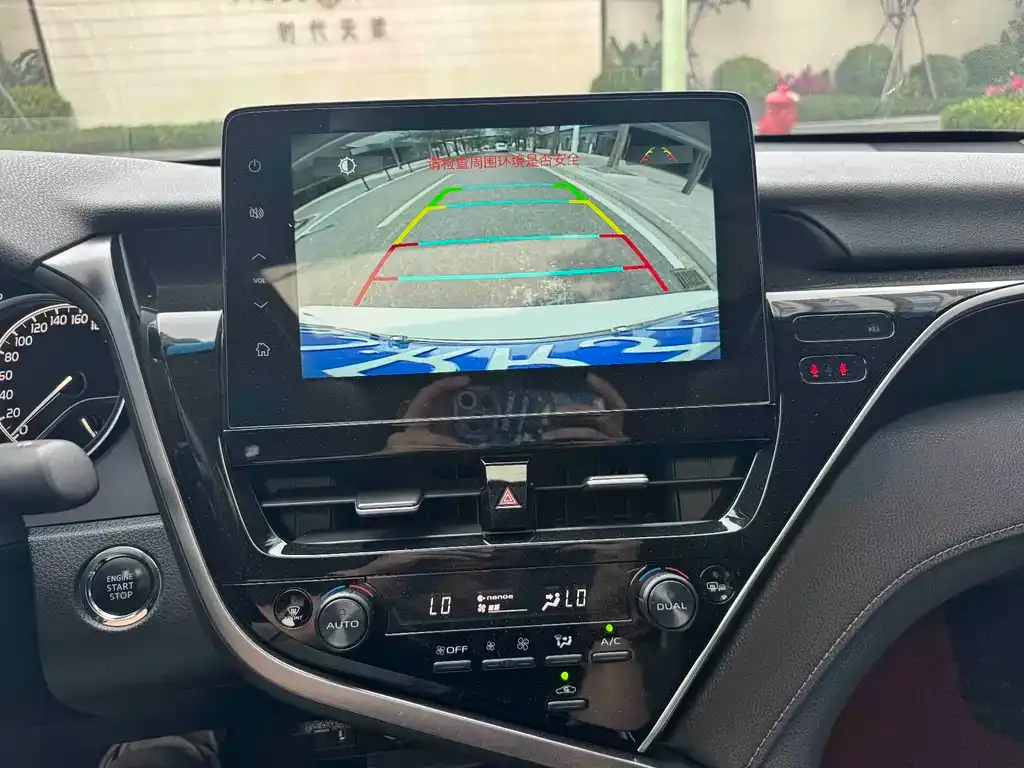 Toyota Camry 2023 из CN, фото 10