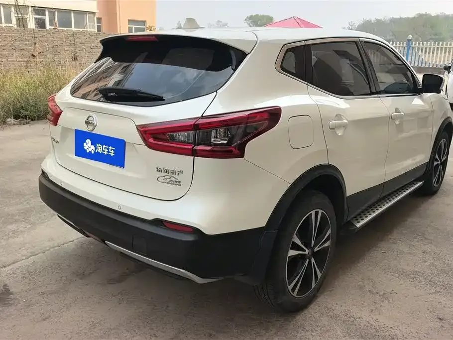 Nissan Qashqai — фото 6
