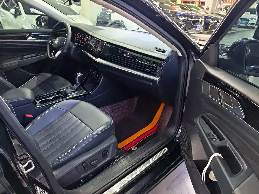 Volkswagen Passat — фото 4