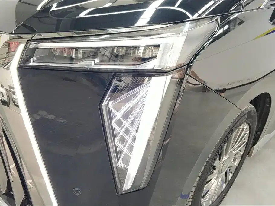 GAC Motor Trumpchi M8 — фото 6