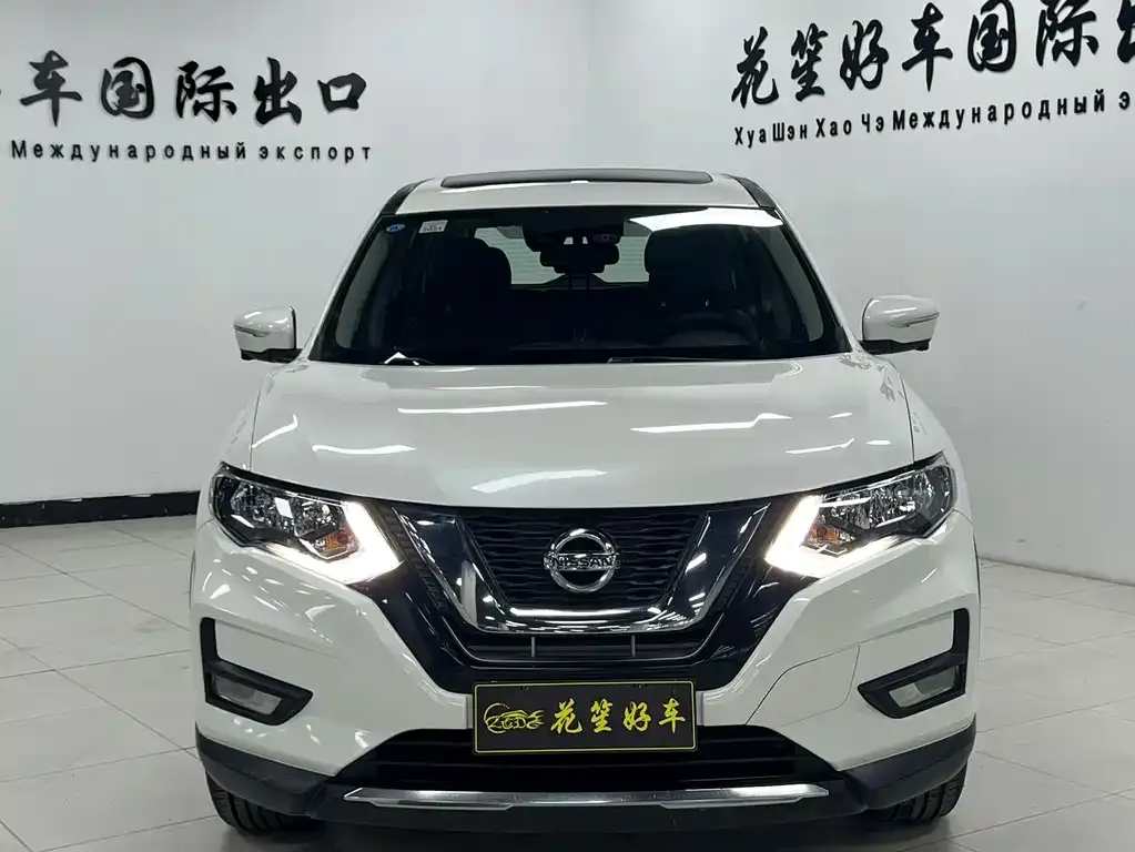 Nissan X-Trail 2021 из CN, фото 2