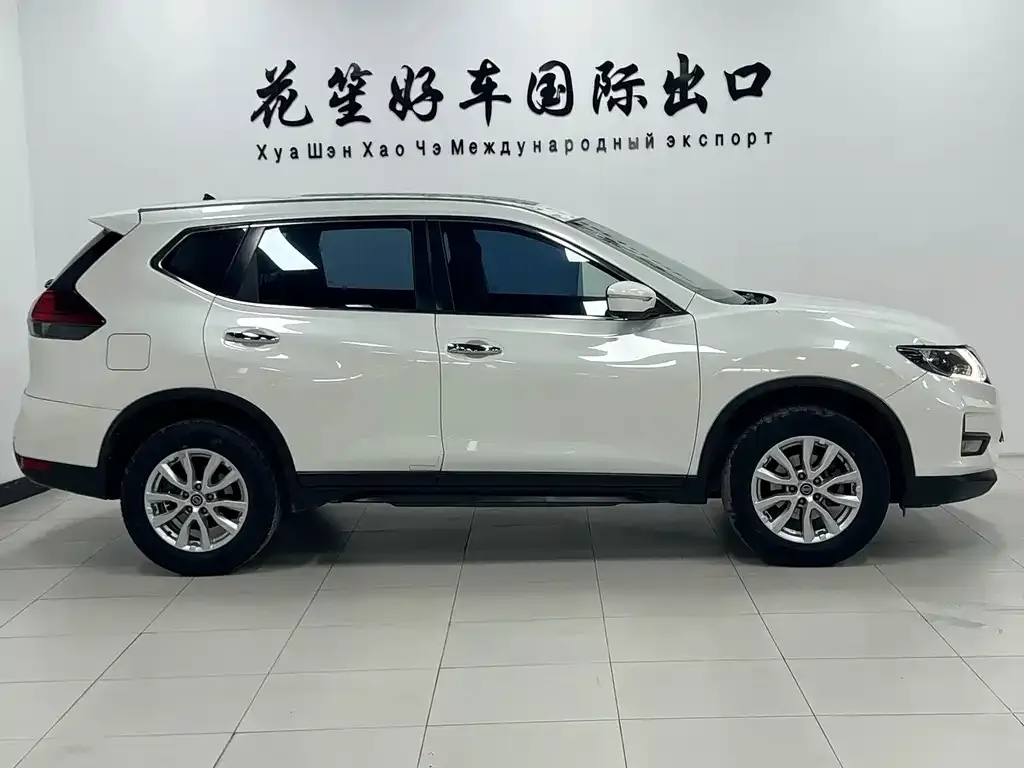 Nissan X-Trail 2021 из CN, фото 4