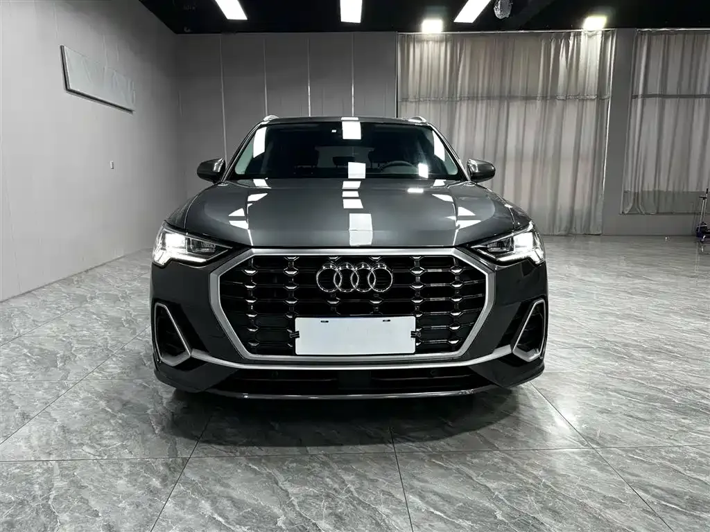 Audi Q3 — фото 4