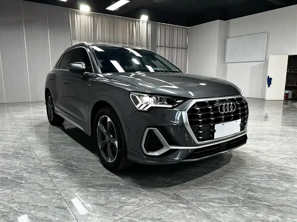 Audi Q3 — фото 5