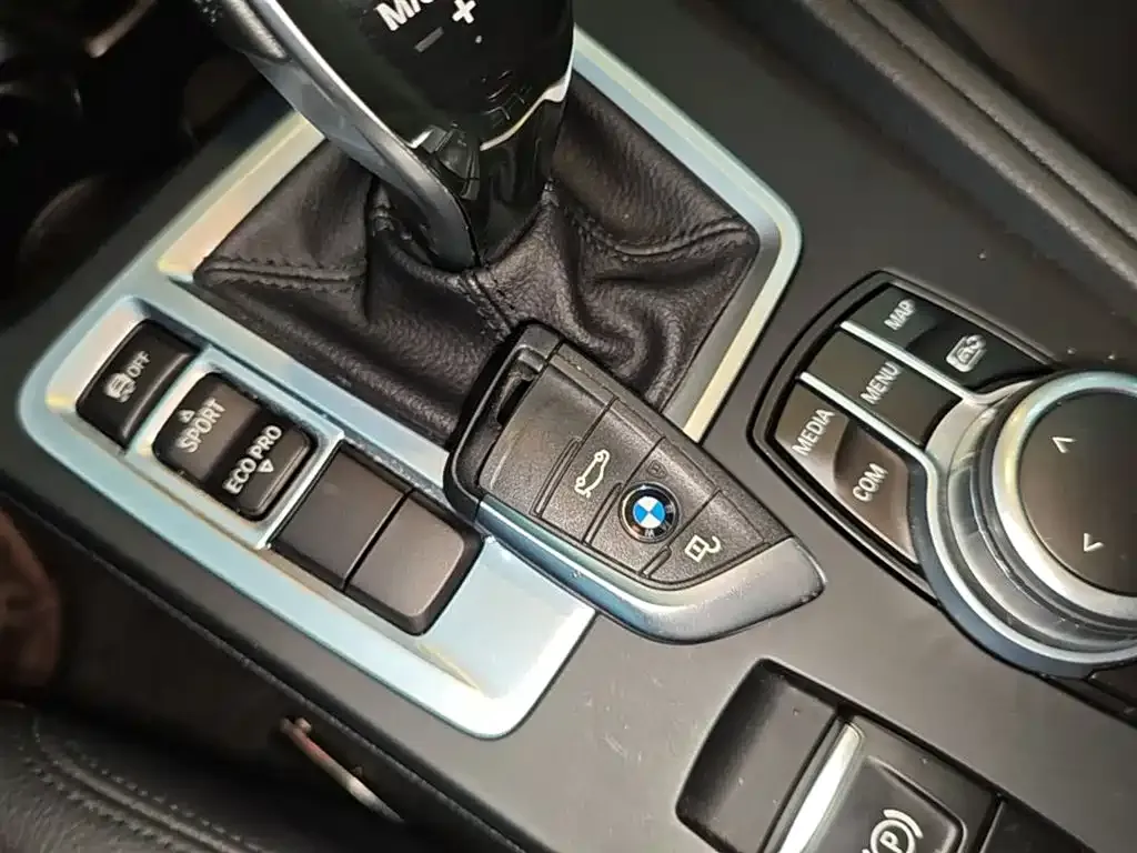 BMW 1 Series 2021 из CN, фото 3