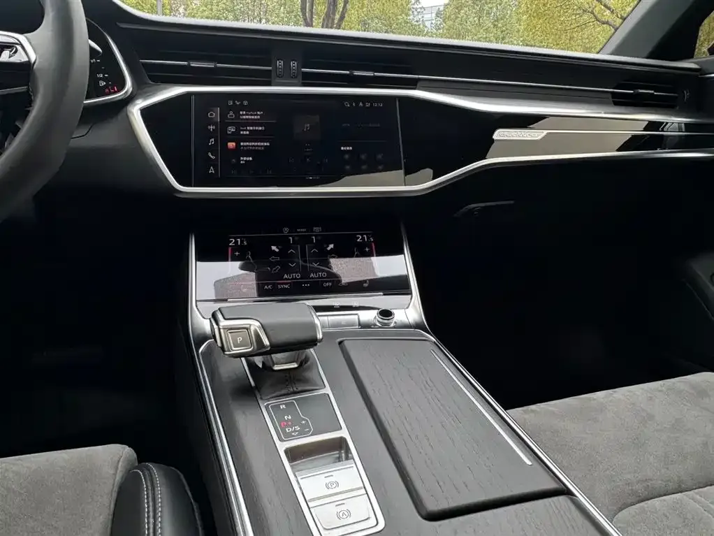 Audi A6L 2024 из CN, фото 3