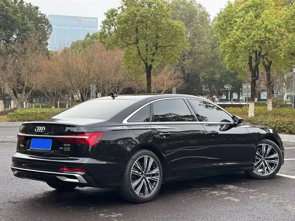 Audi A6L 2024 из CN, фото 8