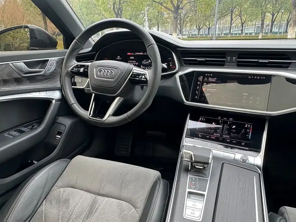 Audi A6L 2024 из CN, фото 5