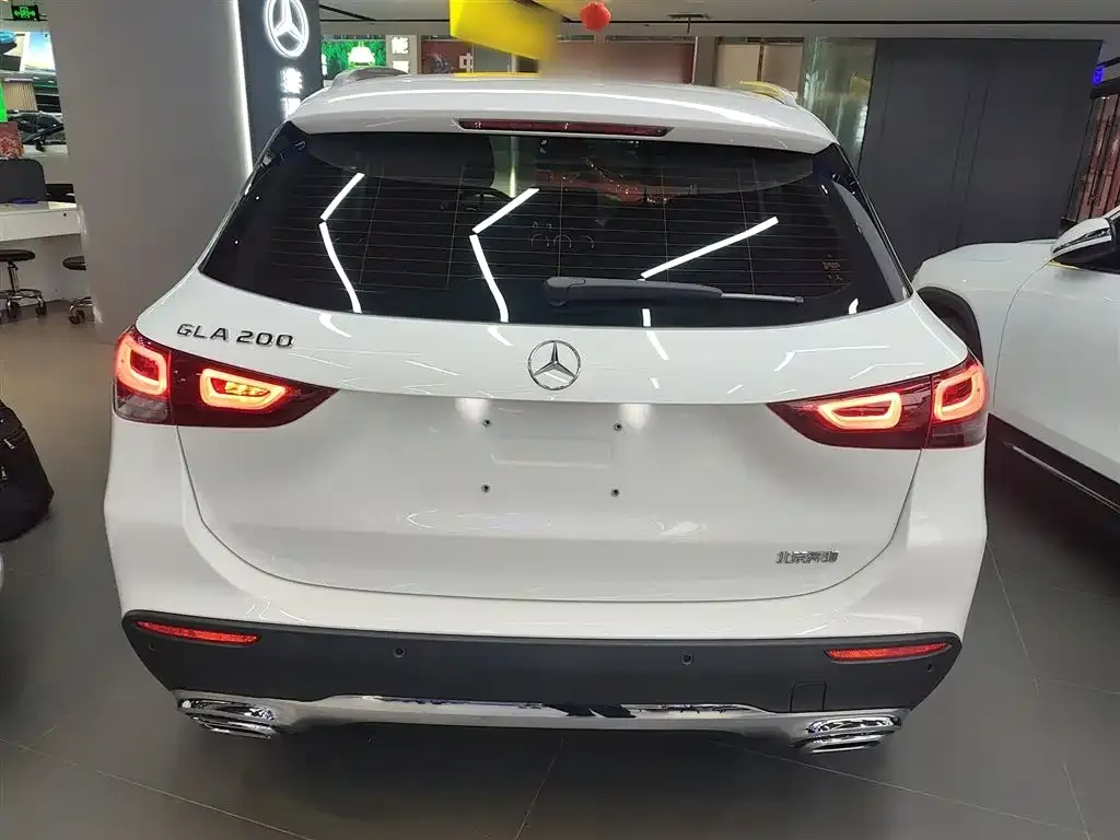 Mercedes-Benz GLA — фото 9