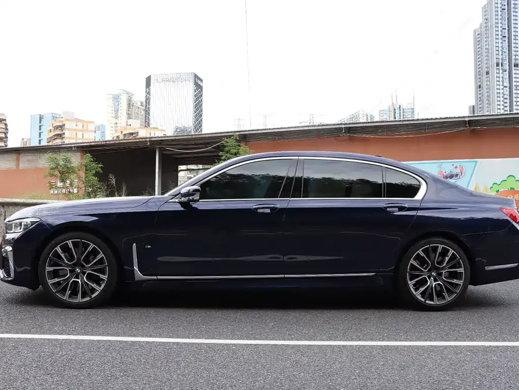 BMW 7 Series 2022 из CN, фото 5