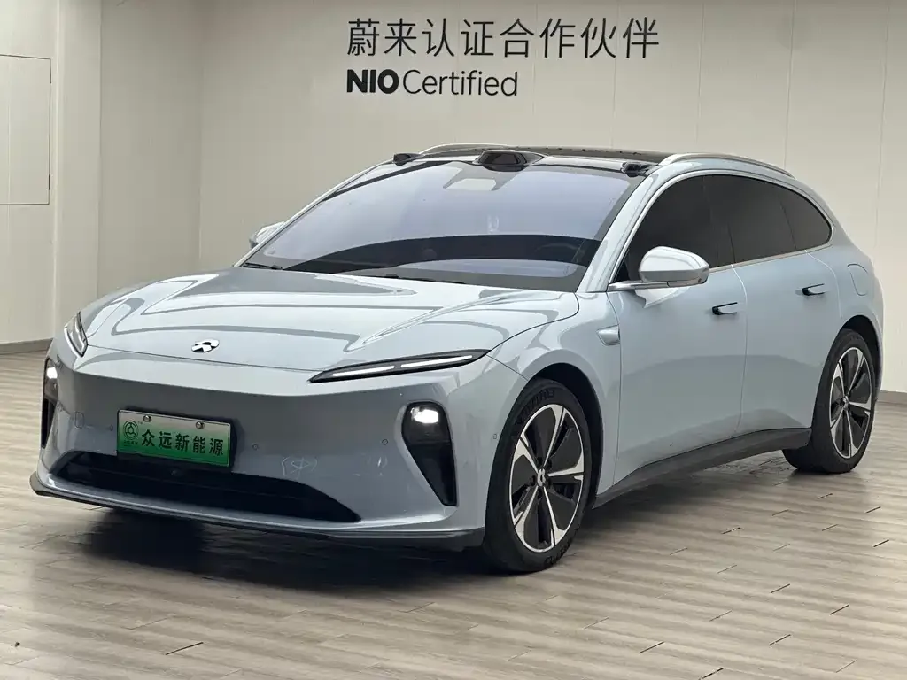 NIO ET5T