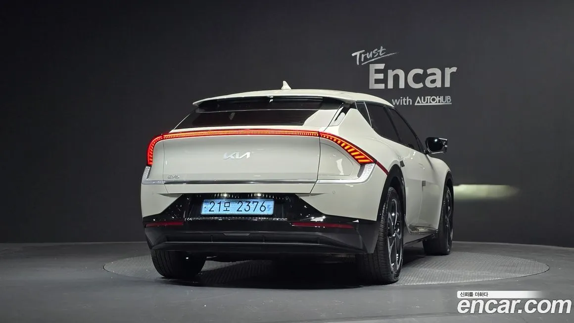 Kia EV6 — фото 4