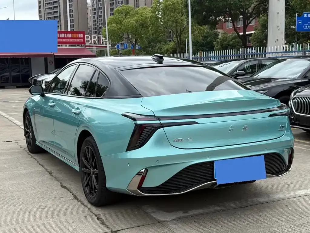 Hongqi H6 — фото 9