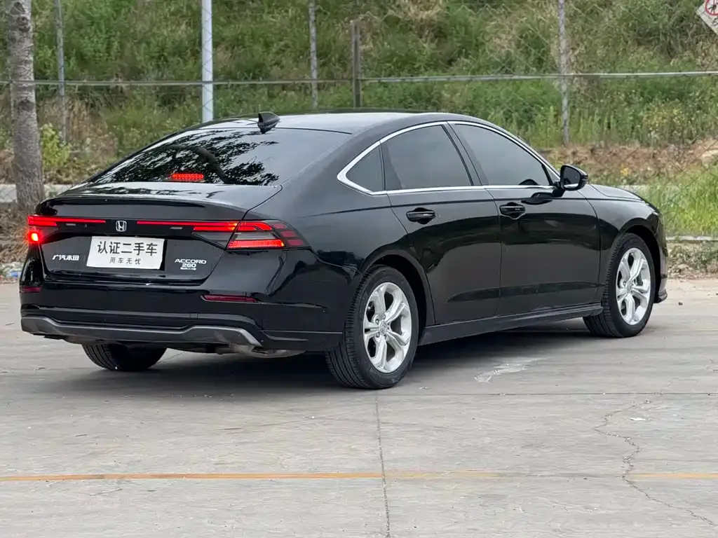 Honda Accord 2024 из CN, фото 7