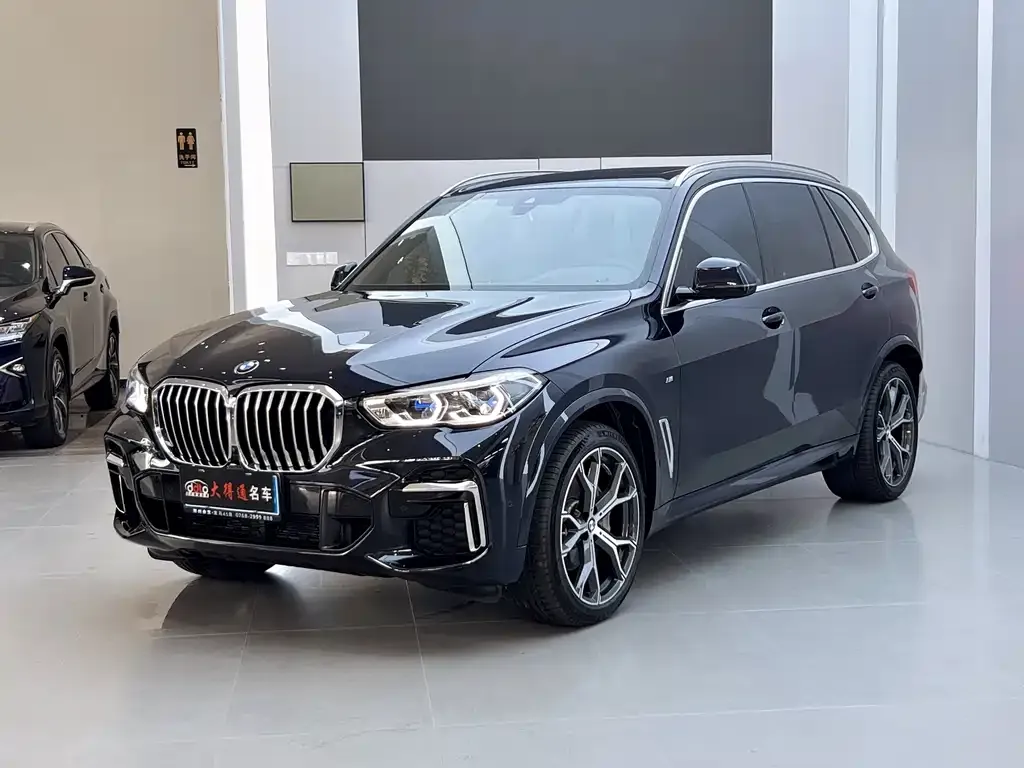 BMW X5 — фото 1