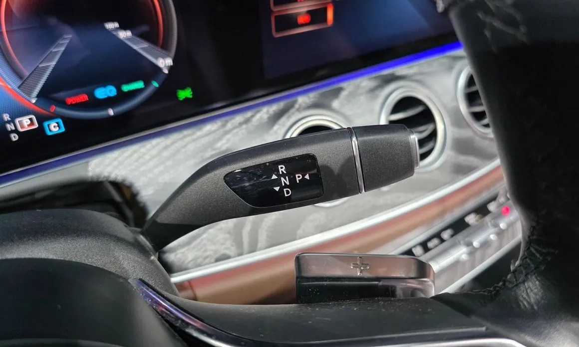 Mercedes-Benz E-Class 2022 из KR, фото 10