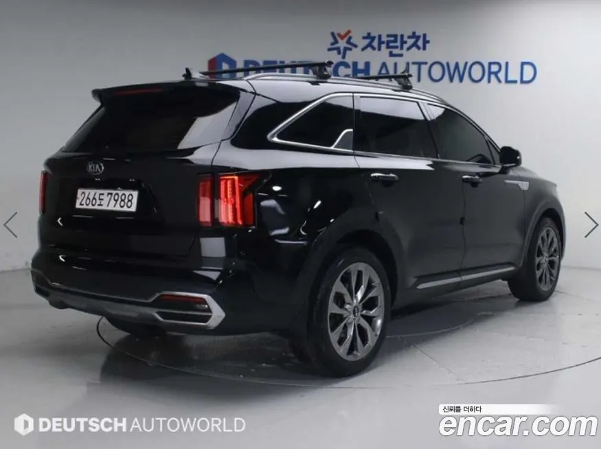 Kia Sorento — фото 5