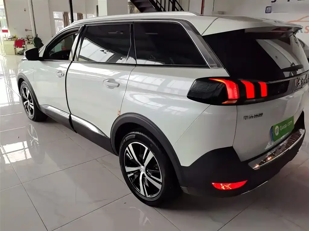 Peugeot 5008 2024 из CN, фото 6