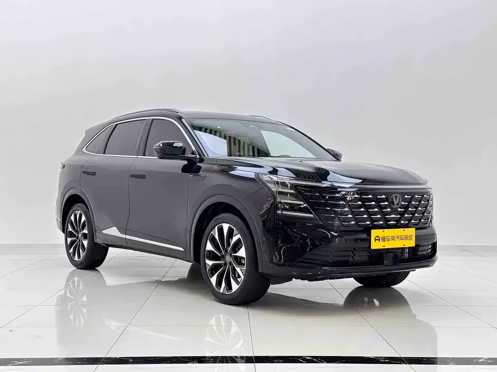 Changan CS75PLUS — фото 6
