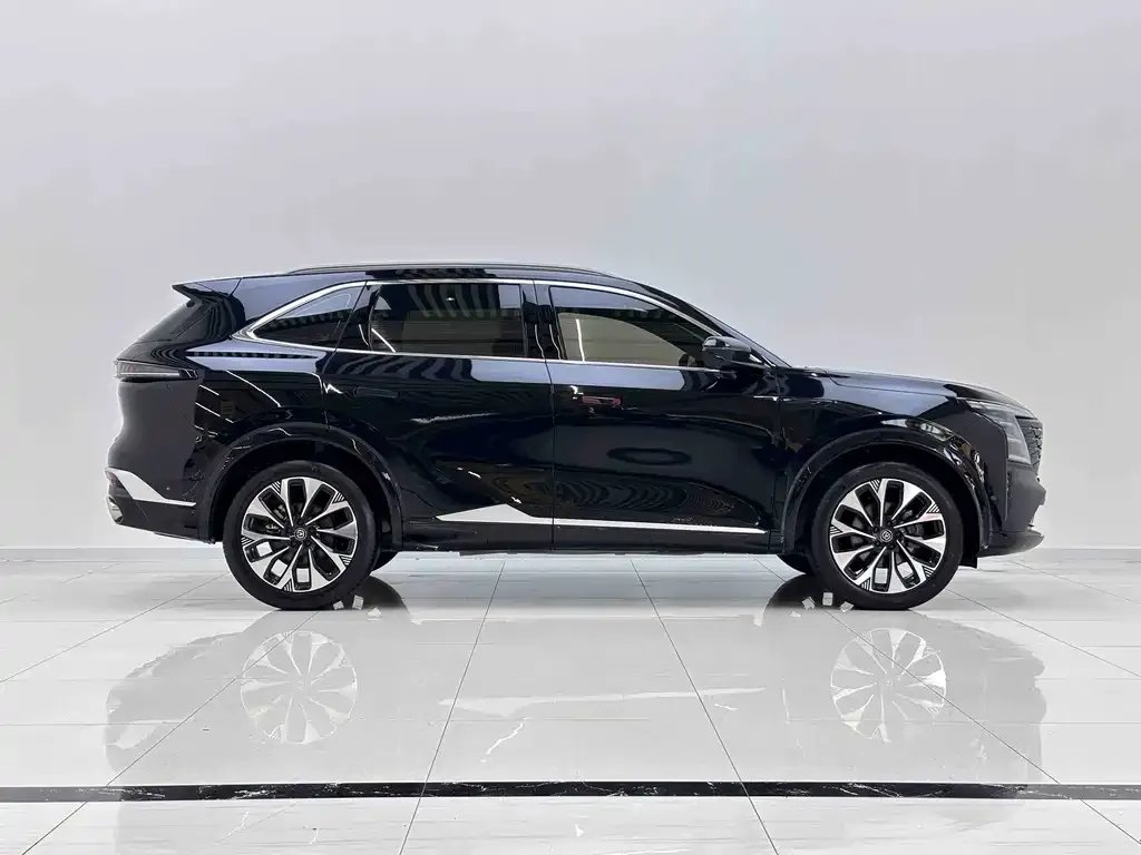 Changan CS75PLUS — фото 2
