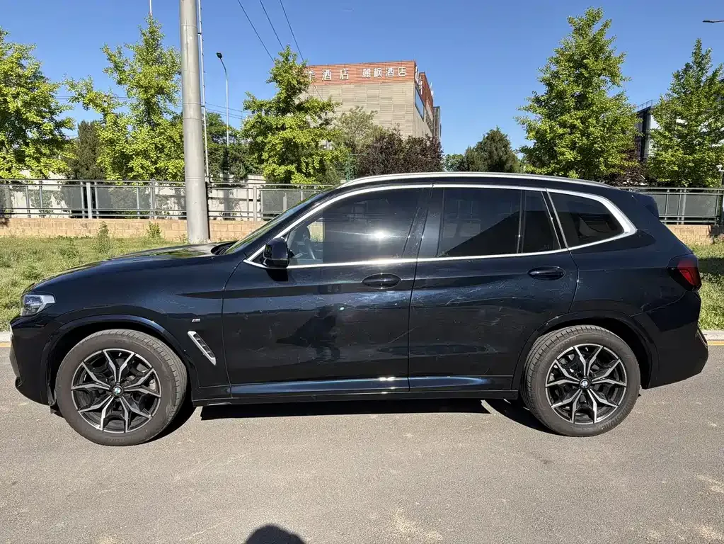 BMW X3 — фото 9