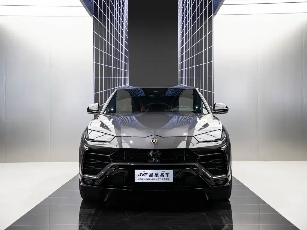 Lamborghini Urus — фото 2