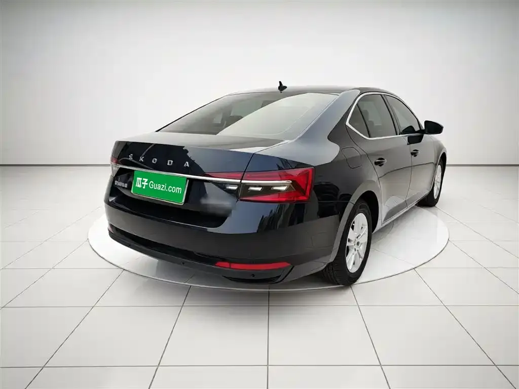 Skoda Superb 2021 из CN, фото 3