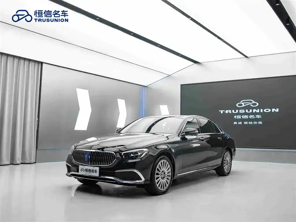 Mercedes-Benz E-Class — фото 10