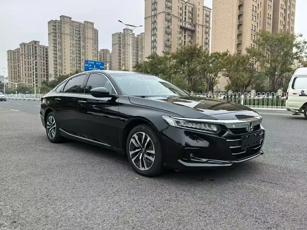Honda Accord — фото 5