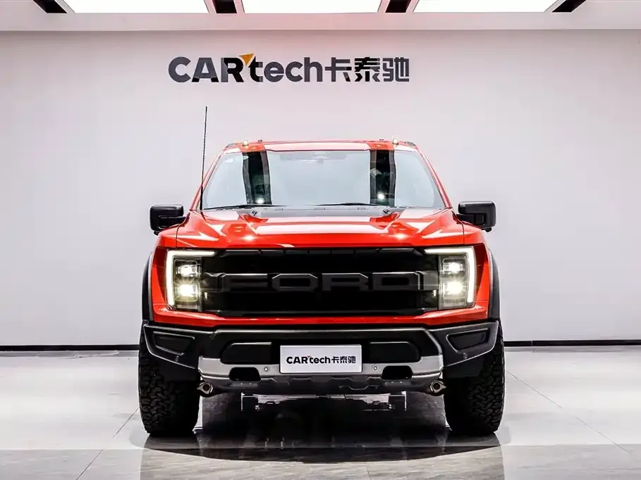 Ford F-150 Raptor — фото 1