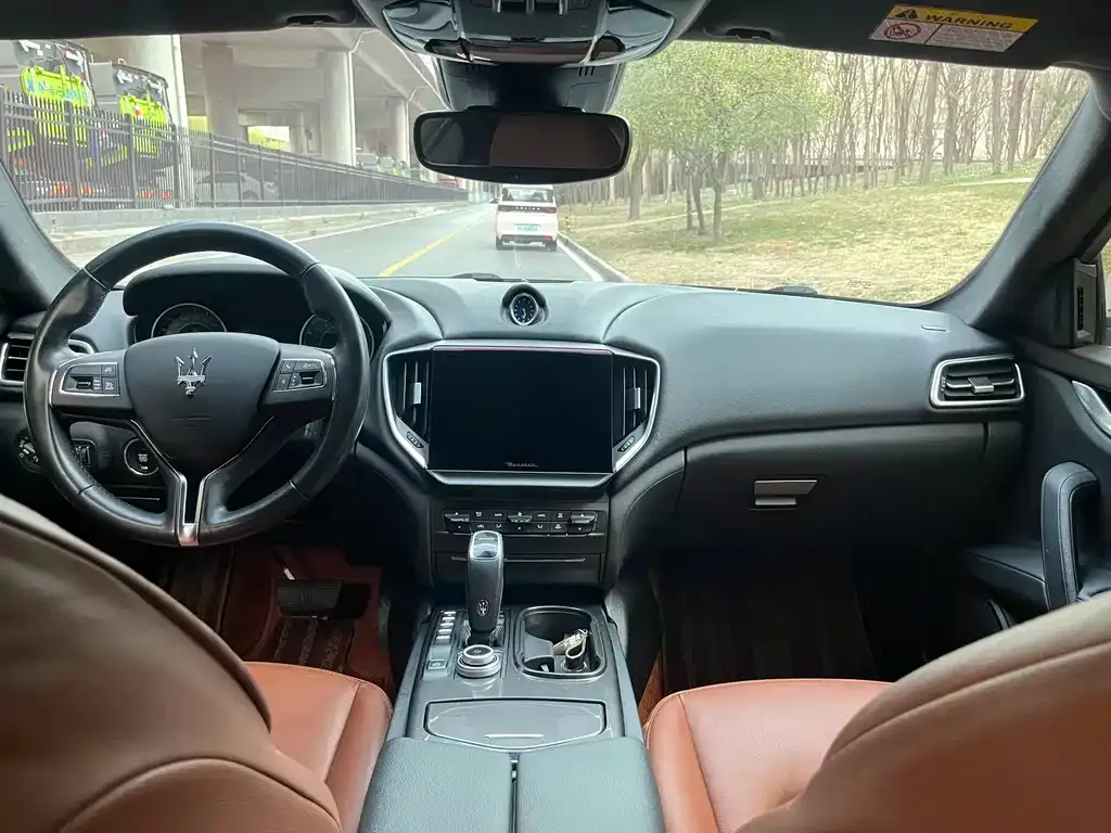 Maserati Ghibli — фото 2
