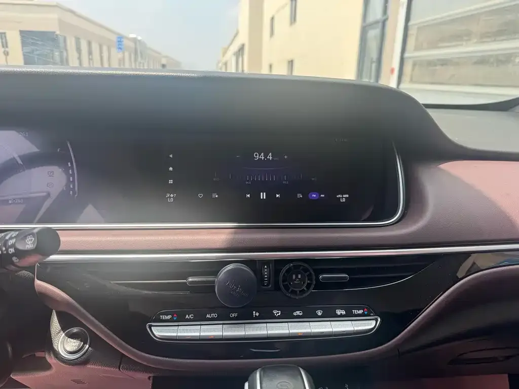 GAC Motor Trumpchi M6 — фото 3
