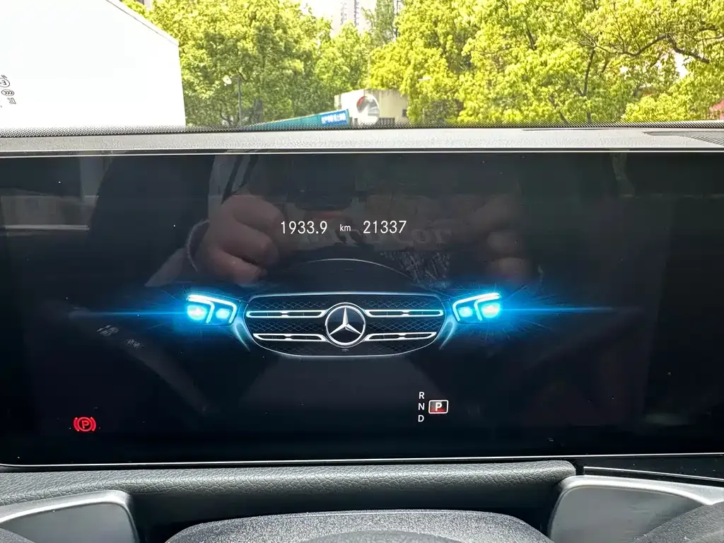 Mercedes-Benz GLB — фото 10