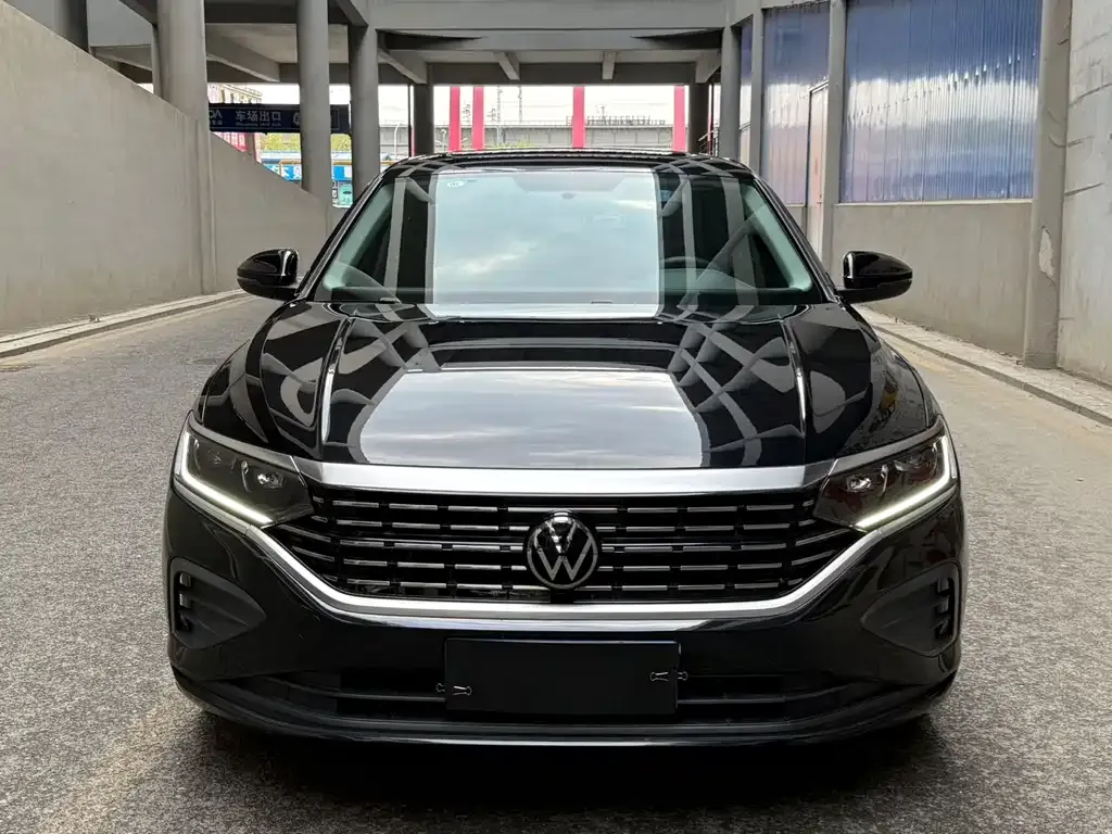 Volkswagen Passat — фото 6