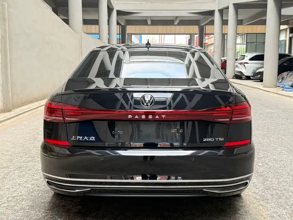 Volkswagen Passat — фото 2