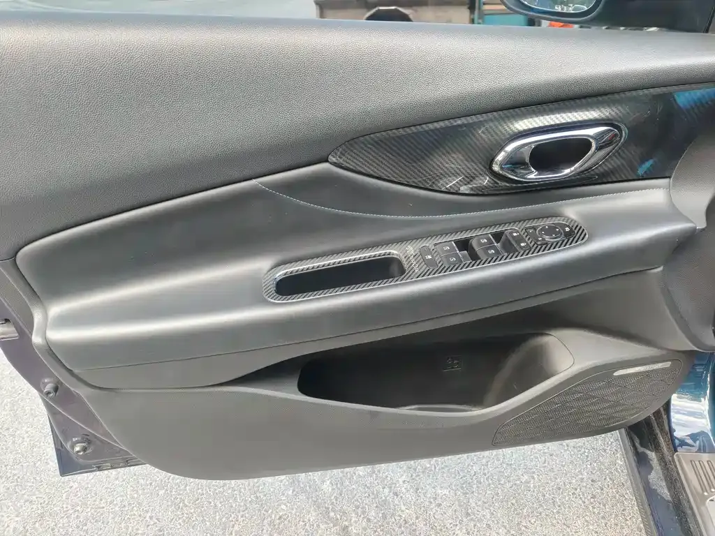 GAC Motor Shadow Leopard — фото 10