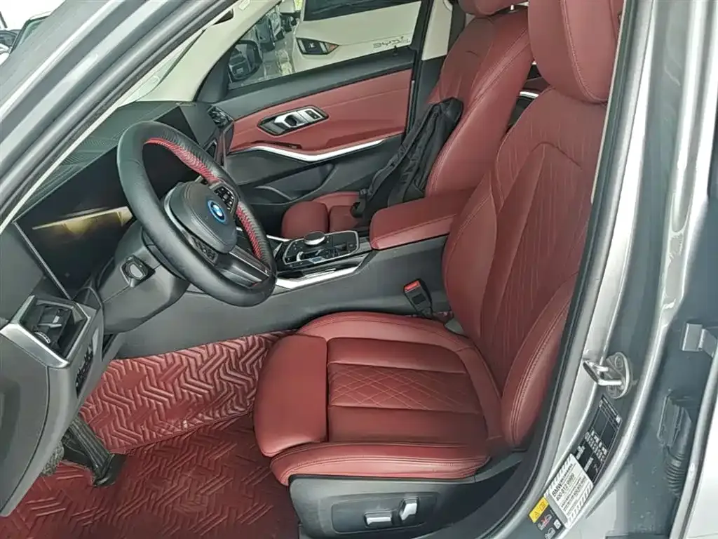 BMW i3 — фото 10