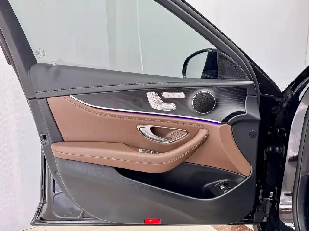 Mercedes-Benz E-Class New Energy 2023 из CN, фото 3